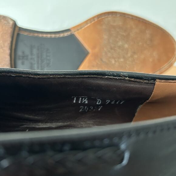 Men’s Allen Edmonds Black Leather Tassel Loafers Bench Welt The Adams 11.5 D main image 12